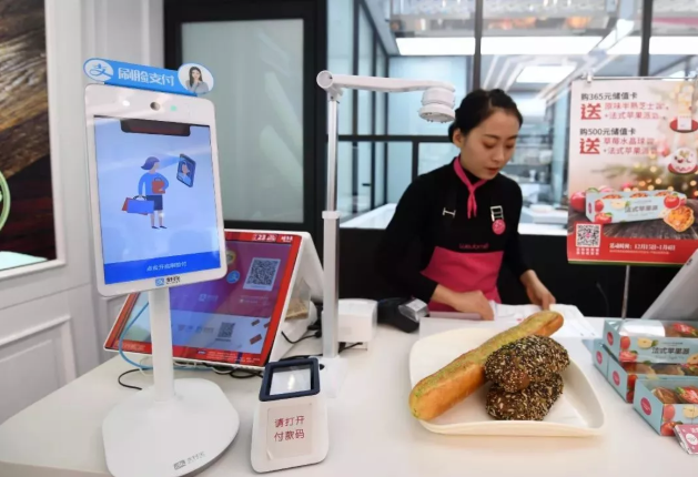 餐饮店使用蜻蜓刷脸支付设备